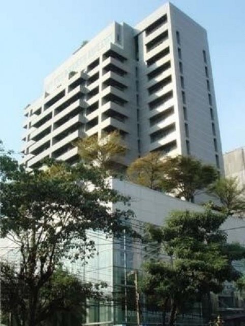 Park Thonglor Tower