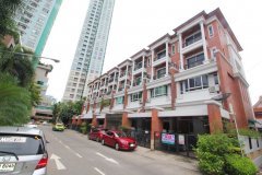 Lumpini Place Ratchada-Rama 3