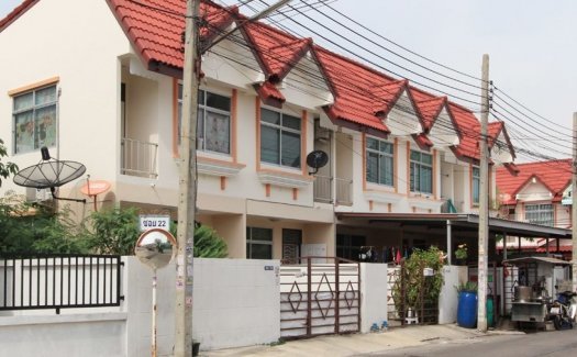 Baan Denchai Klongarsia Baan Denchai Klongarsia