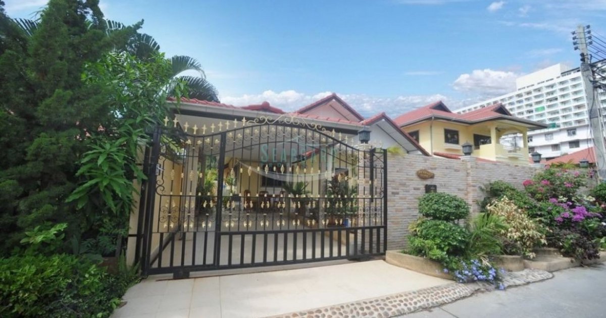 Royal Park Village, Chonburi 24 Houses for sale and rent Thailand