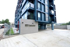Deco Condominium