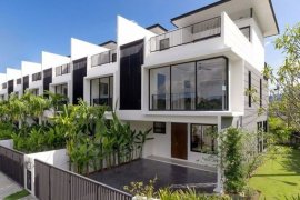 3 Bedroom Townhouse for rent in Choeng Thale, Phuket