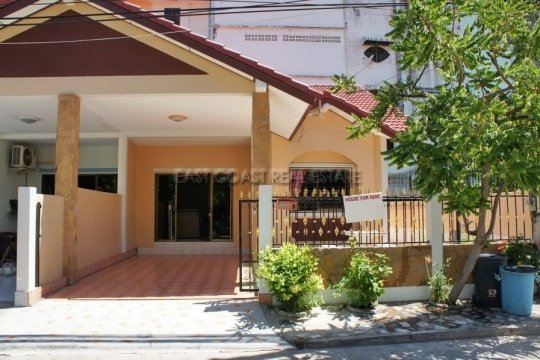 Royal Park Village House In Jomtien House For Rent In Chonburi Thailand Property