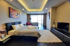 3 Bedroom Condo for sale in La Royale, Na Kluea, Chonburi