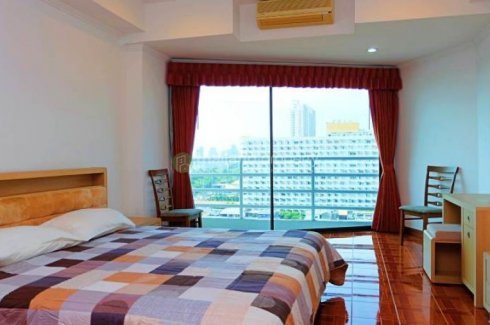 Large And Very Cheap 2 Bedroom Condo In View Talay 2 Jomtien