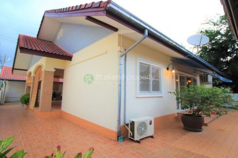 3 Bedroom House For Rent In Nong Kae Prachuap Khiri Khan