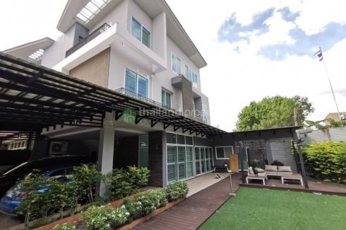 i bedroom house for sale