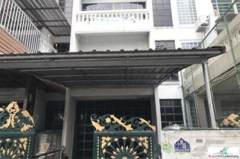 Charoen Krung Villa Three Storey House For Rent In Saphan Taksin House For Rent In Bangkok Thailand Property