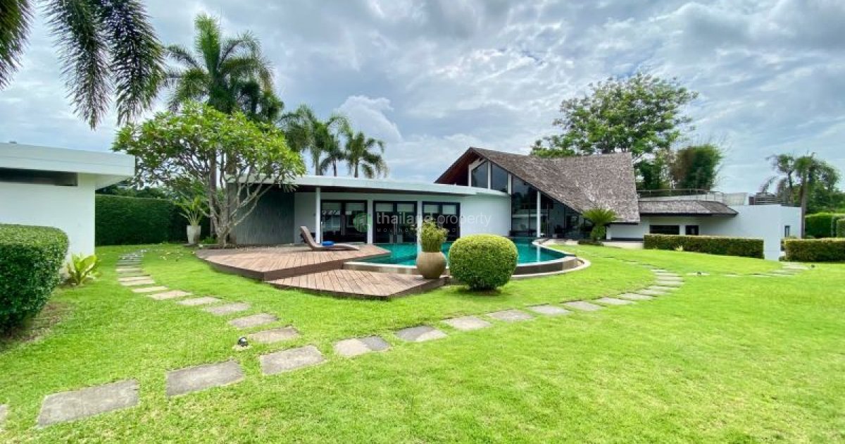 Luxury pool villa for rent or sale in Mae Rim. 📌 House for Sale or Rent