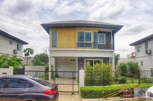 3 Bedroom House For Sale In Sam Wa Tawan Tok Bangkok - 