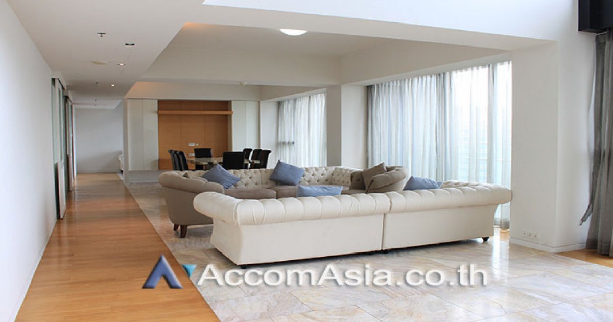 The Met Double High Ceiling Duplex Condominium 4 Bedroom For Rent