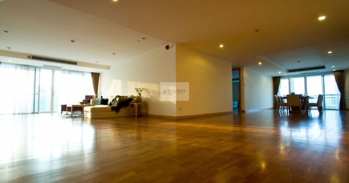 4 Bedrooms Condo In Gm Height Khlong Tan Bangkok 220 000