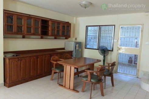 2 Bedroom House For Rent In South Pattaya Chonburi