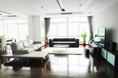 3 Bedroom Condo For Sale In The Height Khlong Tan Nuea Bangkok